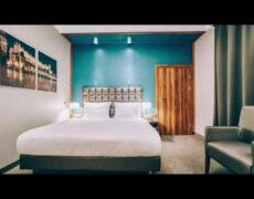 Descubre el encanto de Cracovia en el Hotel Holiday Inn: tu mejor opción de hospedaje