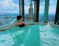 Descubre la elegancia y lujo del Hotel InterContinental en Varsovia: tu opción ideal para una estadía inolvidable