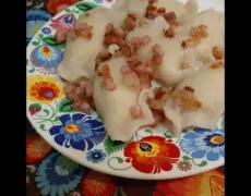 Descubre el auténtico sabor de Polonia con nuestros deliciosos Pierogi: el plato típico que te conquistará